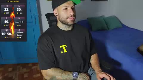 Snapshot of kite__ chatting on 09-20-25, 03:40 kite__ online show from 09-20-25, 03:40