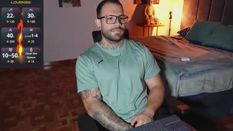 Snapshot of kite__ chatting on 02-16-26, 02:35 kite__ online show from 02-16-26, 02:35