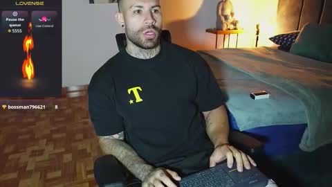 Snapshot of kite__ chatting on 02-20-26, 01:11 kite__ online show from 02-20-26, 01:11