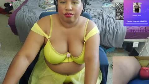 Snapshot of kitglitbomb chatting on 07-25-26, 05:54 kitten online show from 07-25-26, 05:54