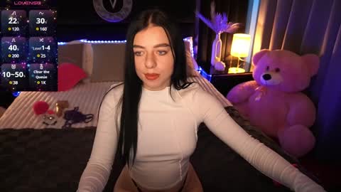 Snapshot of kitnis1love chatting on 12-08-24, 03:32 kitness online show from 12-08-24, 03:32