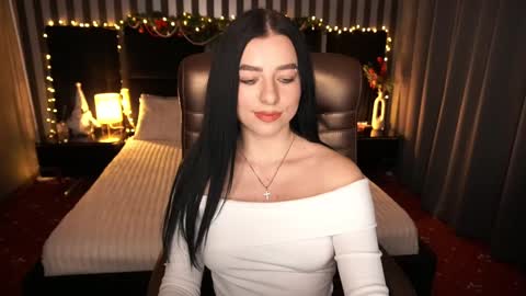 Snapshot of kitnis1love chatting on 12-08-24, 08:15 kitness online show from 12-08-24, 08:15