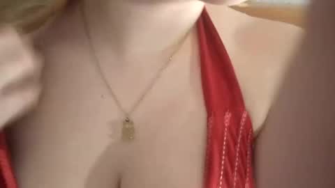 Snapshot of kitsuneniki chatting on 02-13-26, 07:54 kitsuneniki online show from 02-13-26, 07:54