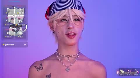 Snapshot of kitsuneplay_ chatting on 02-21-26, 07:59 Salvatore online show from 02-21-26, 07:59