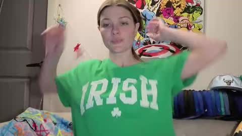 Snapshot of kitsuneserina77 chatting on 03-18-26, 01:20 Serina Chan online show from 03-18-26, 01:20