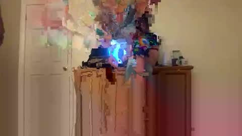 Snapshot of kitten_gone_wild chatting on 11-10-25, 12:04 exploding kitten online show from 11-10-25, 12:04