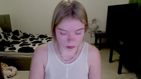 Jennyblonde and Emmabrunette online show from 12-07-24, 01:18