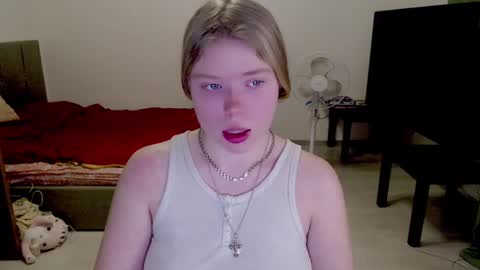 Jennyblonde and Emmabrunette online show from 01-28-25, 05:14