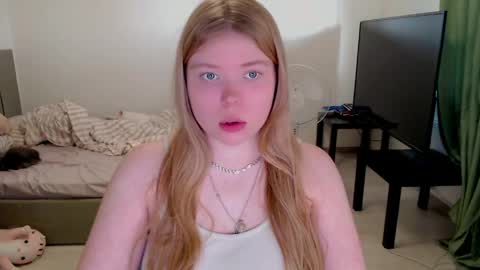 Jennyblonde and Emmabrunette online show from 05-31-26, 01:18