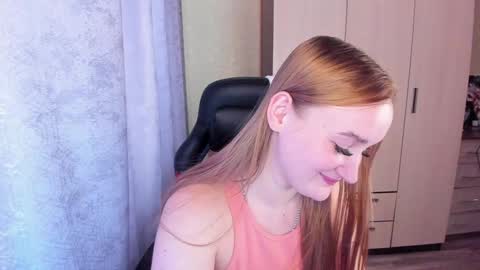 kitten_sun online show from 12-29-24, 04:48