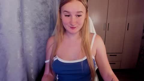 kitten_sun online show from 09-28-25, 02:06