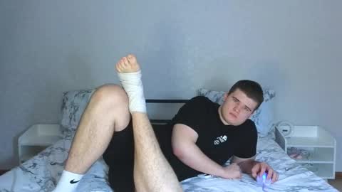 Snapshot of kittenmur chatting on 02-10-25, 02:16 Vlad online show from 02-10-25, 02:16