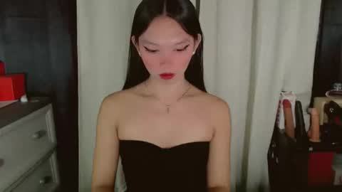 KITTY online show from 04-06-26, 02:31