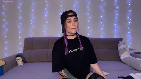 Veronica online show from 01-19-25, 06:32