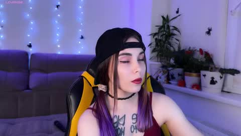 Veronica online show from 10-26-25, 09:21