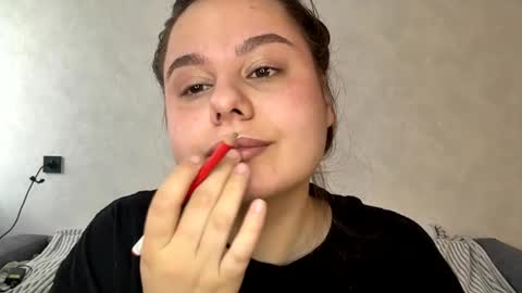 Ellaiza online show from 04-30-26, 08:31