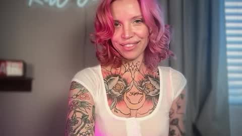 Snapshot of kittjones33 chatting on 07-01-26, 10:31 kittjones33 online show from 07-01-26, 10:31