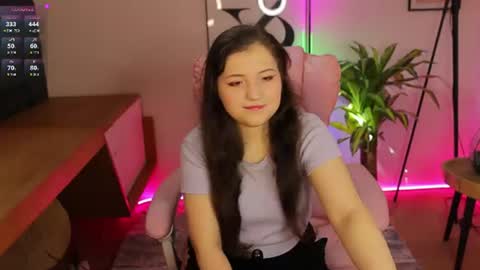 Kitty   Mia online show from 06-11-26, 06:11