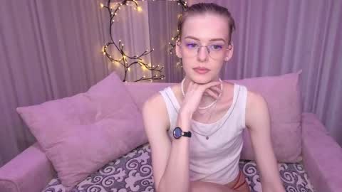 Kitty online show from 06-03-26, 12:46