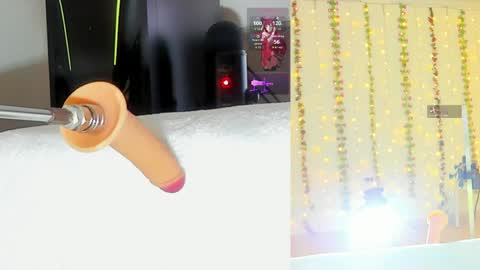 Kitty online show from 04-17-26, 10:07