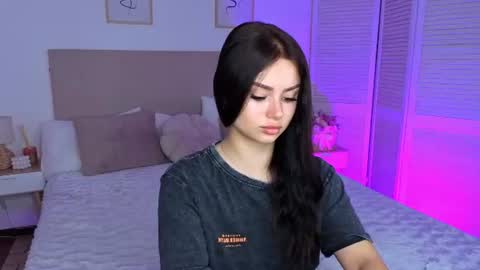 Snapshot of kitty_cut1ee_ chatting on 07-12-26, 06:37 kitty_cut1ee_ online show from 07-12-26, 06:37