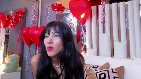Snapshot of kitty_eliffe chatting on 02-15-25, 02:15 kitty online show from 02-15-25, 02:15