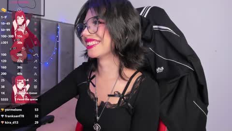 Camila online show from 01-10-25, 05:37