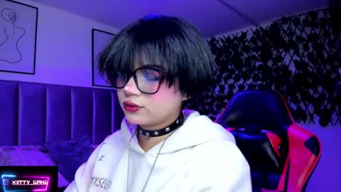 Camila online show from 02-25-26, 01:15