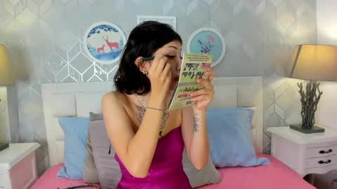 Snapshot of kitty_iris_ chatting on 04-15-26, 11:28 kitty iris online show from 04-15-26, 11:28
