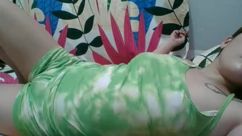 Snapshot of kitty_kate90 chatting on 12-13-24, 08:41 kitty_kate90 online show from 12-13-24, 08:41