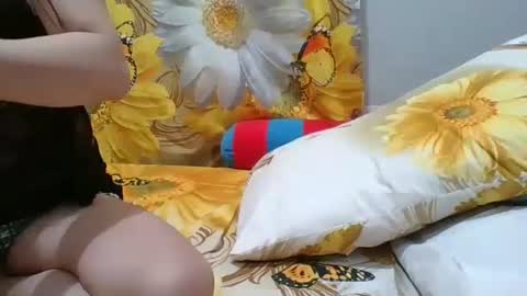 Snapshot of kitty_kate90 chatting on 01-24-25, 02:30 kitty_kate90 online show from 01-24-25, 02:30