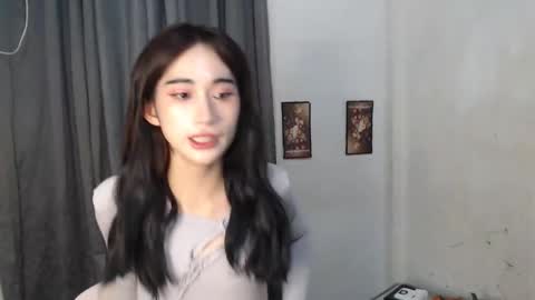 kitty_kim07 online show from 11-09-25, 06:23