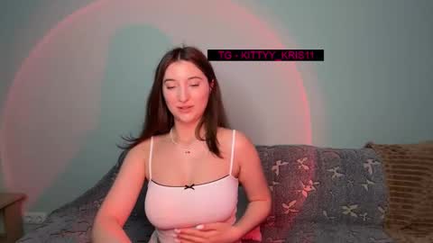 kitty_kristy1 online show from 11-11-25, 11:38