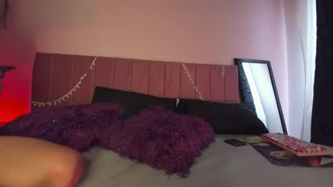 kitty_kryss online show from 03-04-26, 05:19