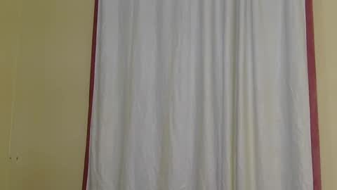 Snapshot of kitty_piee chatting on 07-23-26, 05:27 sugar plum online show from 07-23-26, 05:27