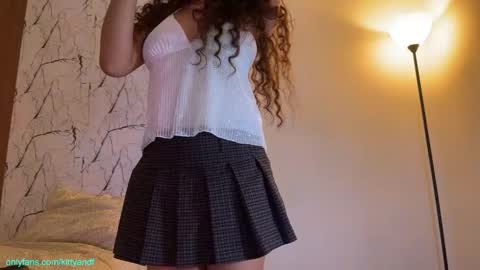 Snapshot of kittyand chatting on 03-18-26, 02:04 Kitty black hair 19 years Isa red hair18 years John 21 years online show from 03-18-26, 02:04
