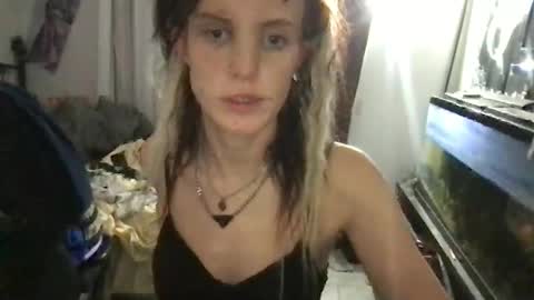 kittycatkendra online show from 02-26-25, 10:04