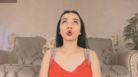 Mia online show from 12-20-25, 10:17