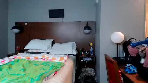 kittykat 1999 online show from 01-29-25, 02:10