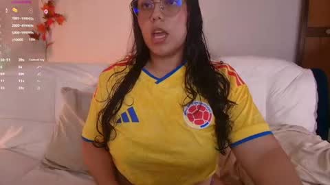 Snapshot of kittylu__ chatting on 07-04-26, 04:51 L FOLLOW ME ON IG kittylu online show from 07-04-26, 04:51