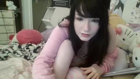 Snapshot of kittypills chatting on 06-08-26, 05:30 kittypills online show from 06-08-26, 05:30