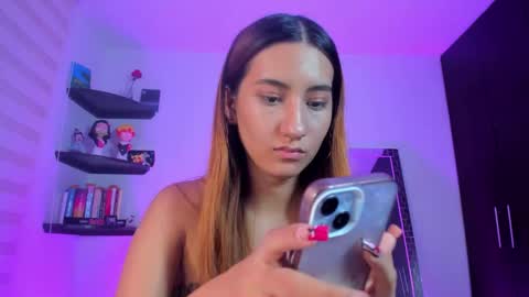 kitty online show from 10-10-25, 06:23