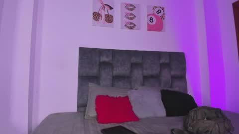 kitty online show from 06-07-26, 05:49