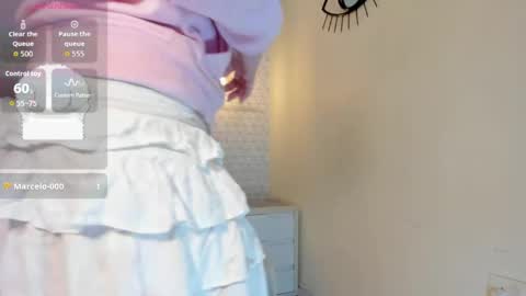  K I T T  Y  online show from 04-01-26, 01:41