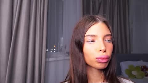 Alice online show from 10-22-25, 05:13