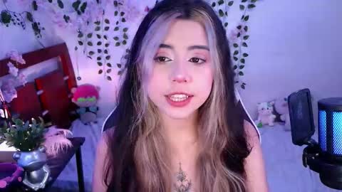 Kittyuwu  online show from 03-26-26, 12:28