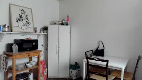 Snapshot of kittyymaze chatting on 06-25-26, 01:26 Kittyymaze online show from 06-25-26, 01:26