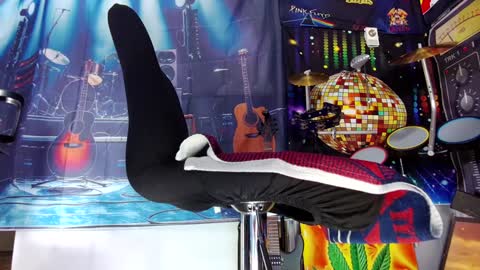 kiveuxmakeu online show from 01-08-25, 06:20