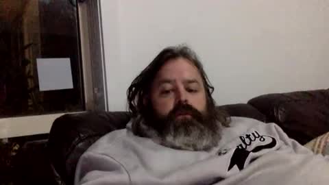 Snapshot of kiwiabroad2620 chatting on 10-25-25, 01:29 Kiwiabroad online show from 10-25-25, 01:29