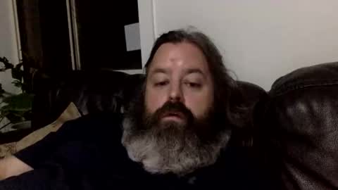 Snapshot of kiwiabroad2620 chatting on 11-25-25, 02:28 Kiwiabroad online show from 11-25-25, 02:28